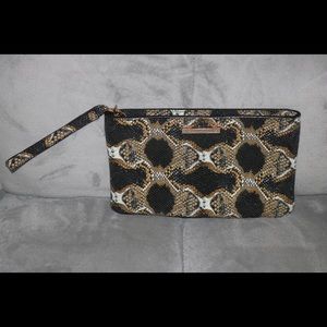 Kelly Wynn Risky biz wristlet